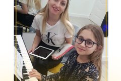 piano lesson in abu dhabi