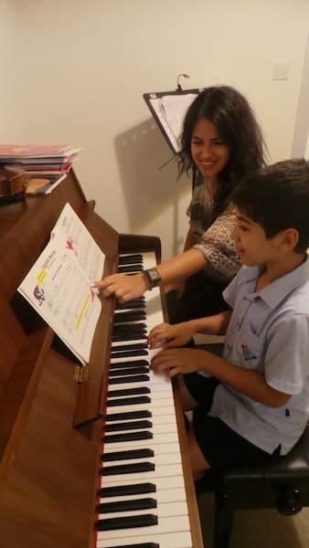 piano classes in Dubai - melodica.ae