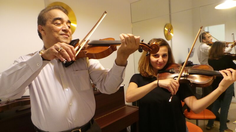 Violin classes in Dubai - melodica.ae