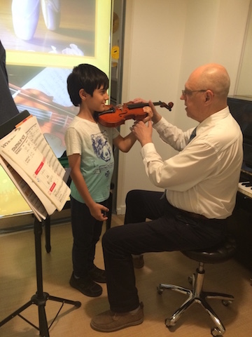Violin Classes in Dubai - Melodica Music and Dance Institute