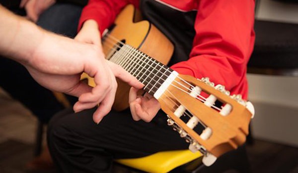 guitar lessons for beginners