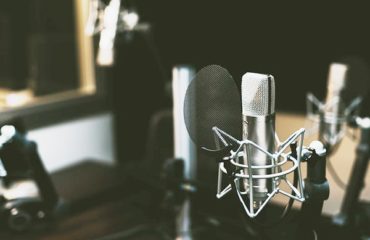 How to Select a Singing Studio?