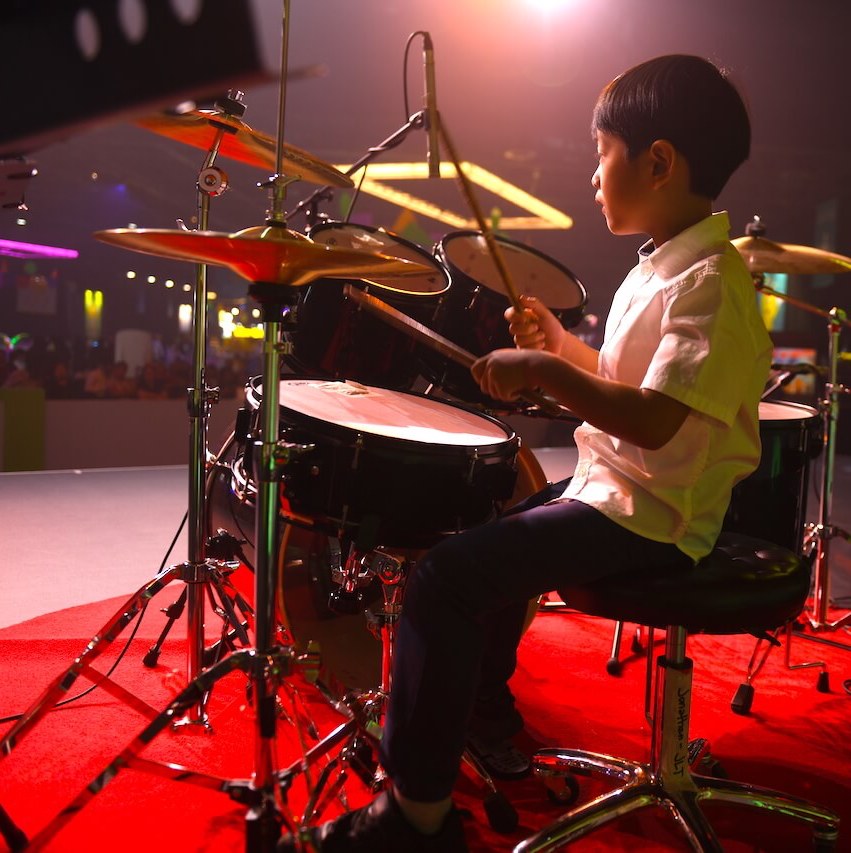 Drums Classes in Dubai, Abu Dhabi Drums lessons for kids Dubai