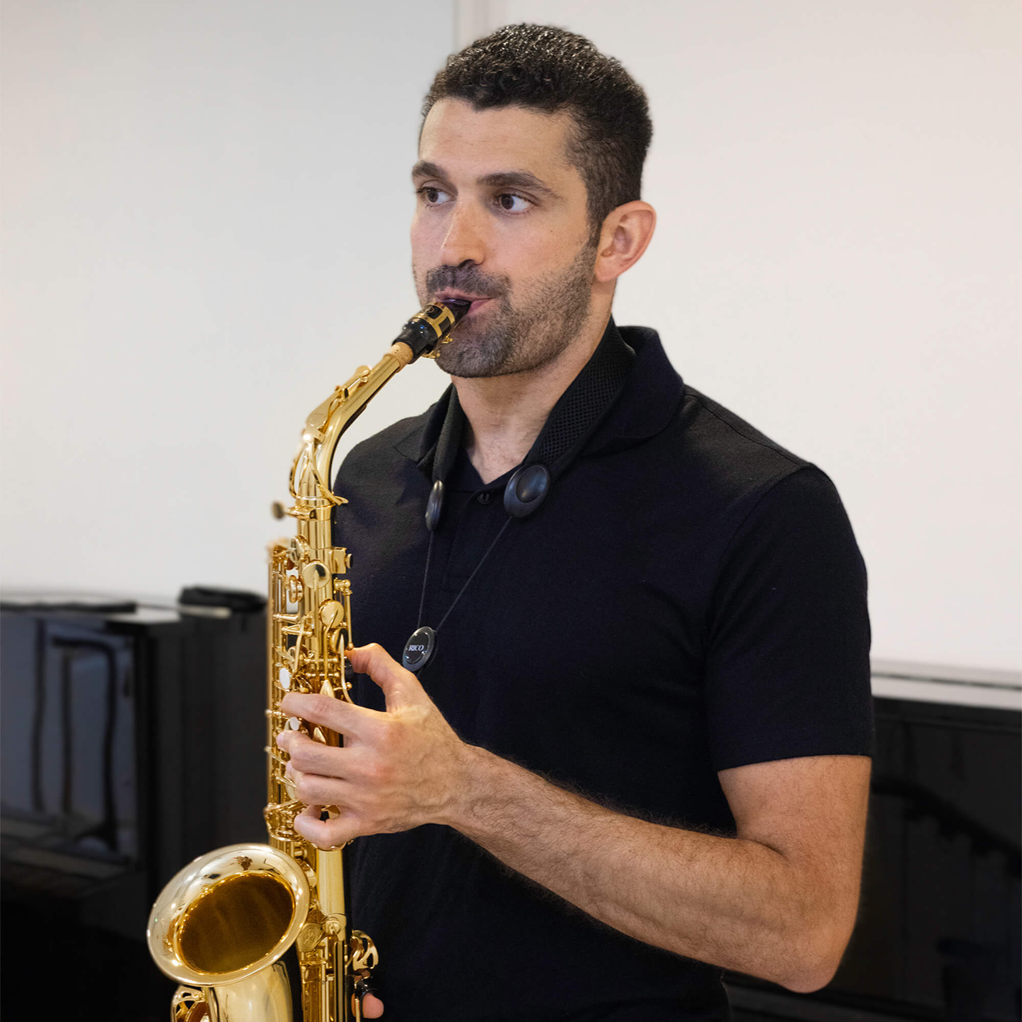 Saxophone Classes in Dubai & Abu Dhabi Saxophone Lessons