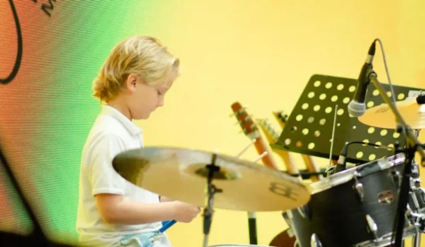 Drums classes in Dubai, Drums Classes in Abu Dhabi, Drums lessons, Drums classes near me