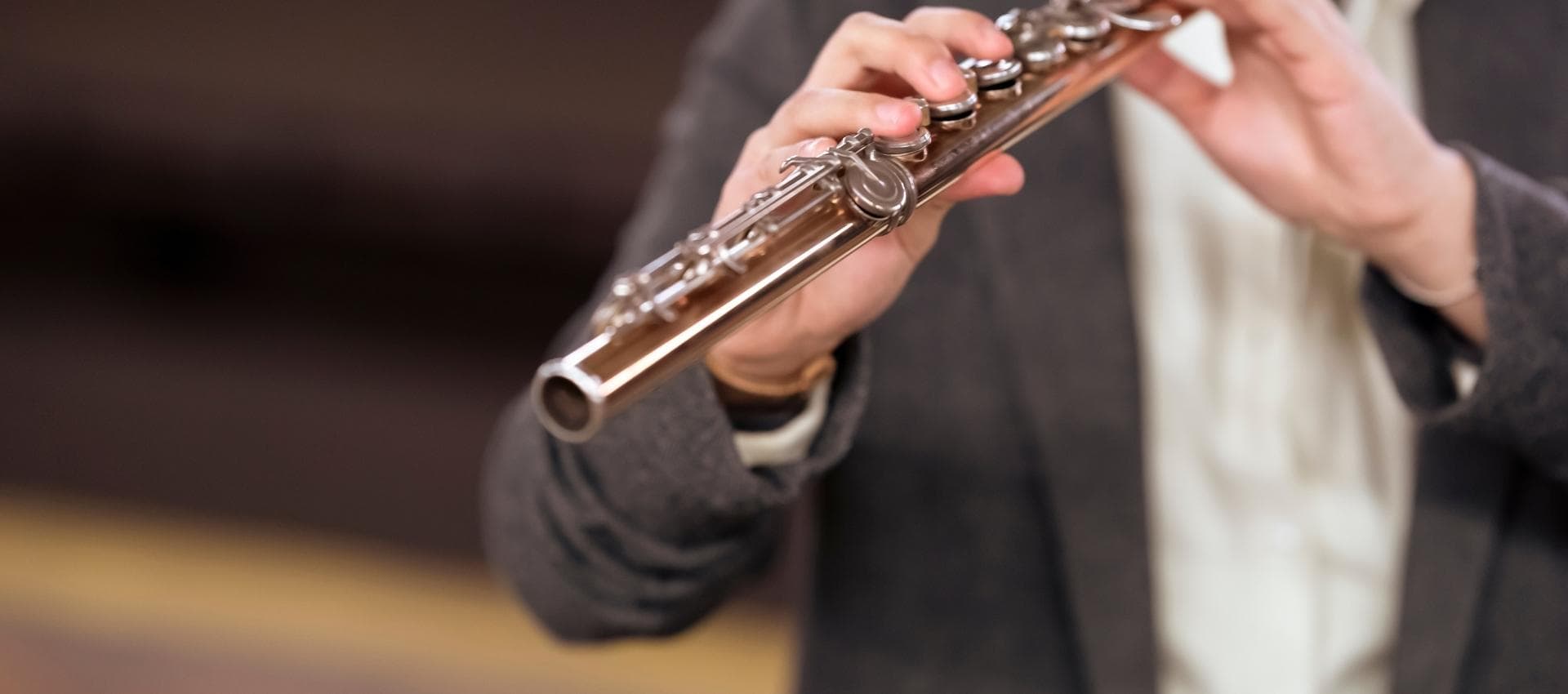 Flute Classes in Dubai, Abu Dhabi Flute lessons near me