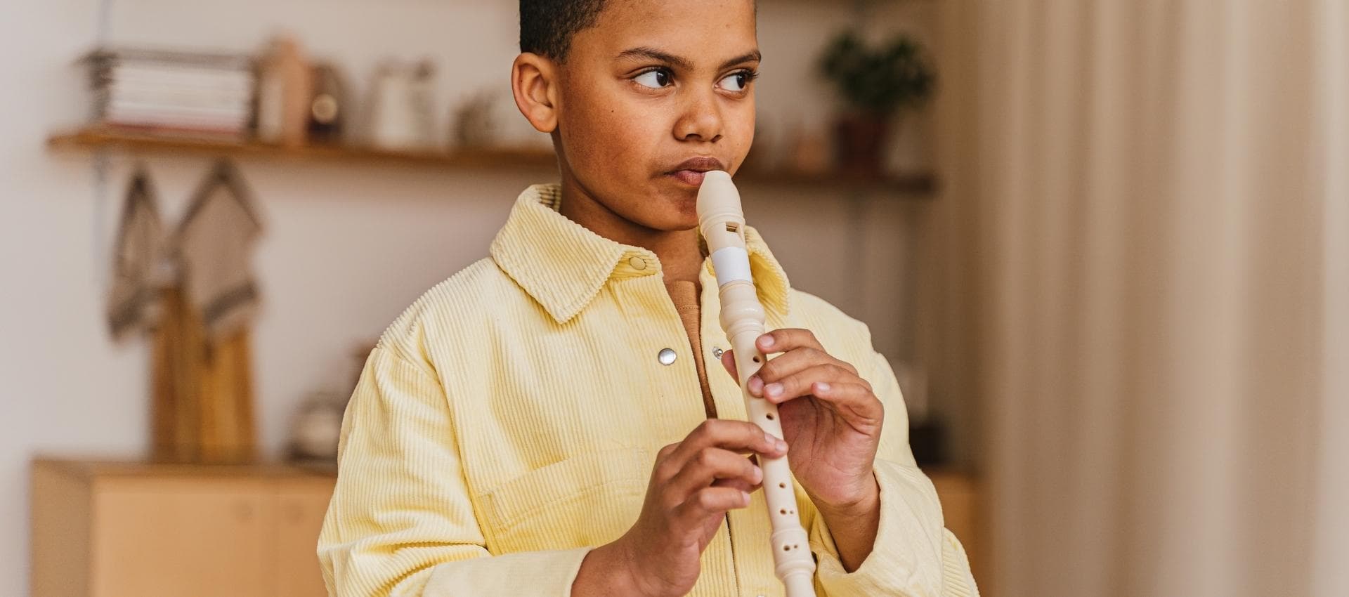 Flute Classes in Dubai, Abu Dhabi Flute lessons near me