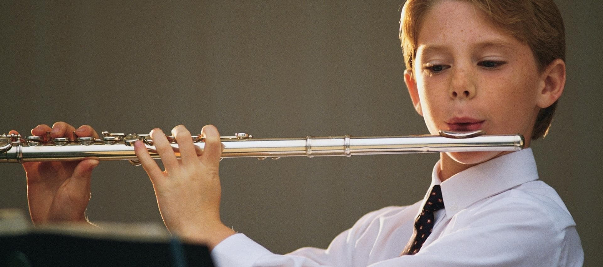 Flute Classes in Dubai, Abu Dhabi Flute lessons near me