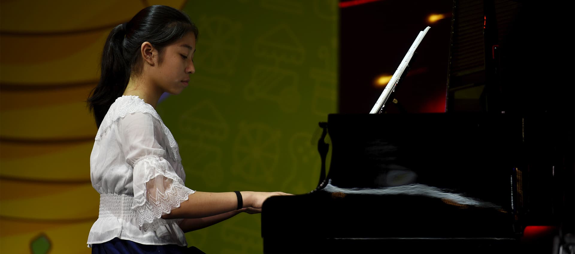 Melodica Piano Classes in Dubai, Abu Dhabi Piano lessons for All