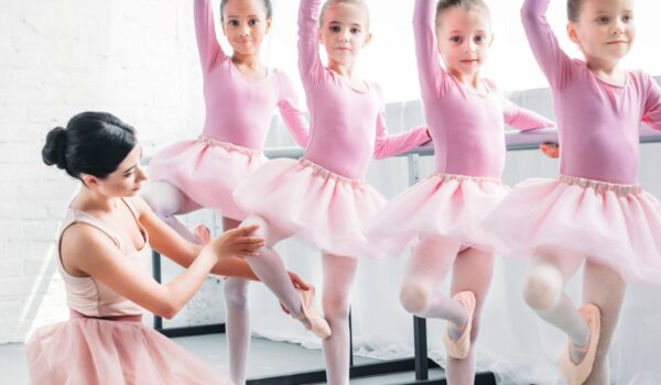 posture and alignment in ballet dance
