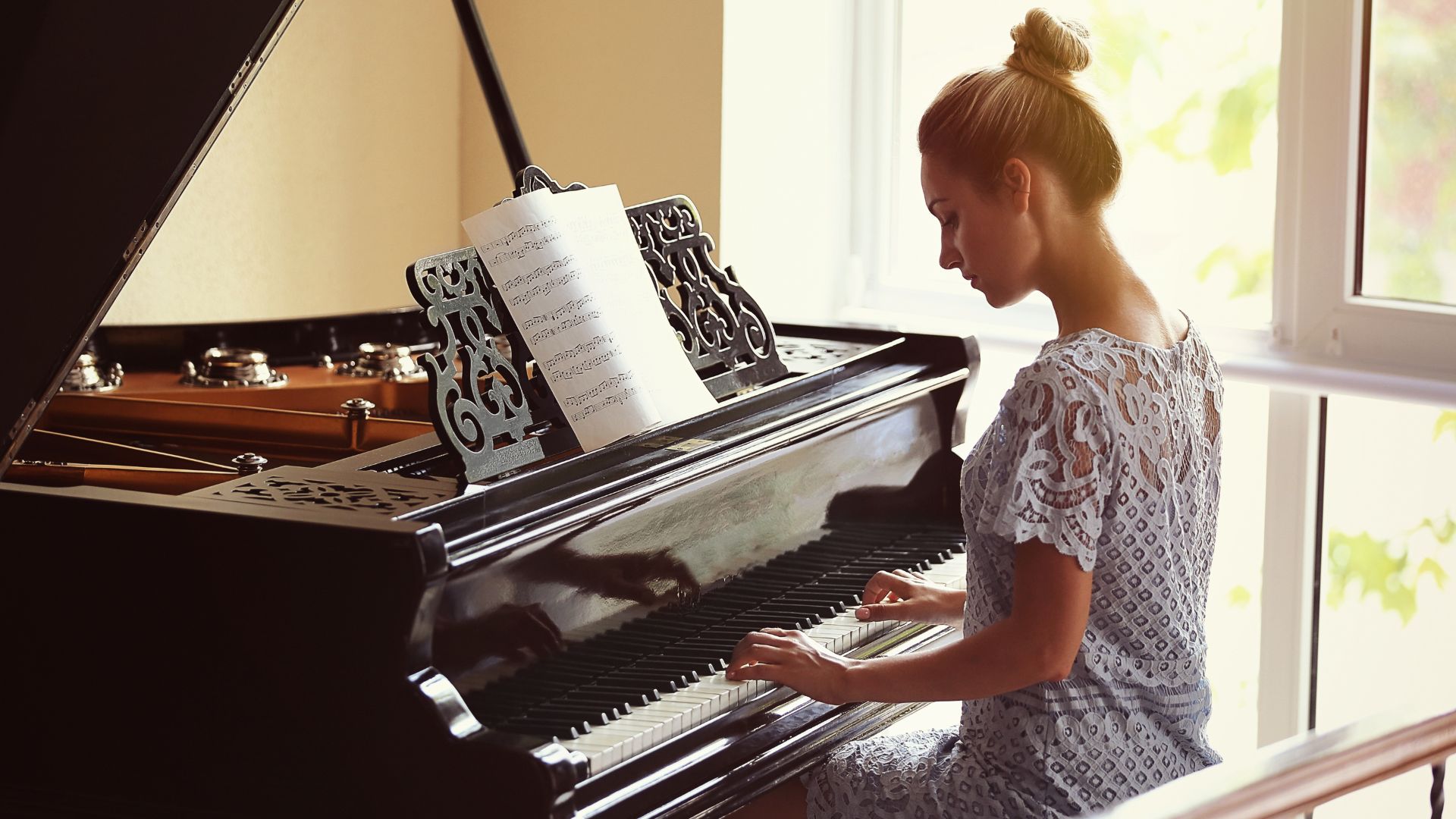 How often you should learn piano lessons